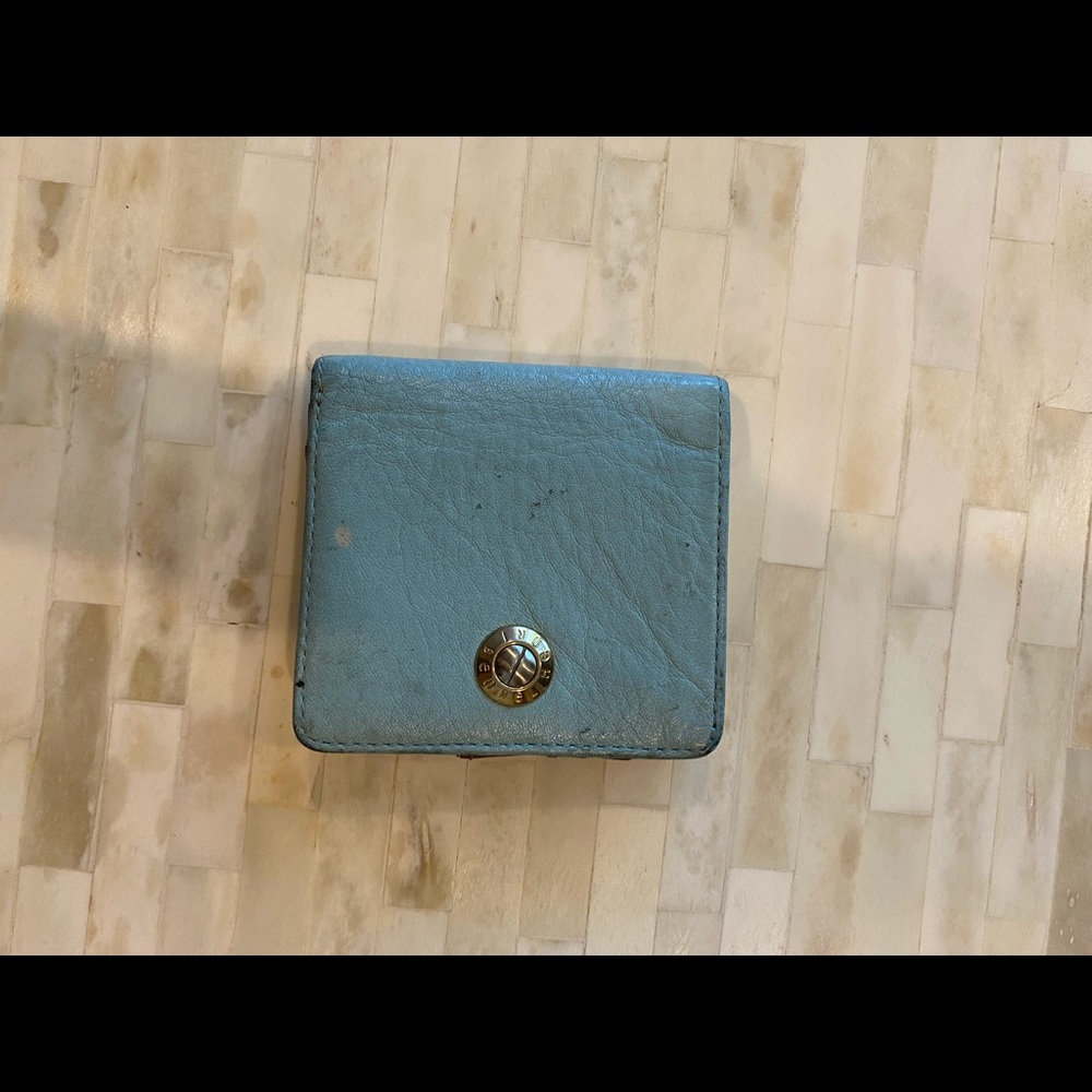 Henri Bendel Wallet